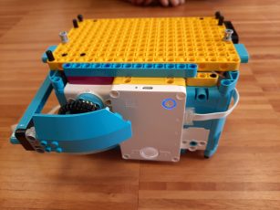 Lego robotika v 5.r